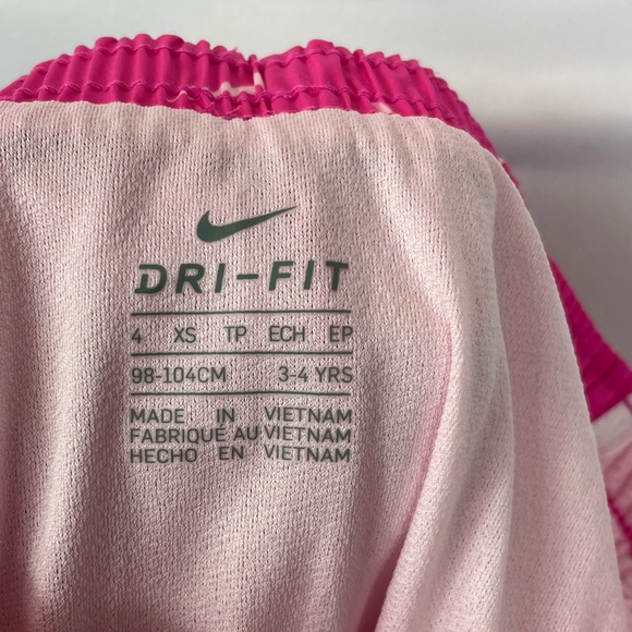 Nike Dri-Fit Pink Logo Shorts Girls 4 - Picture 9 of 12